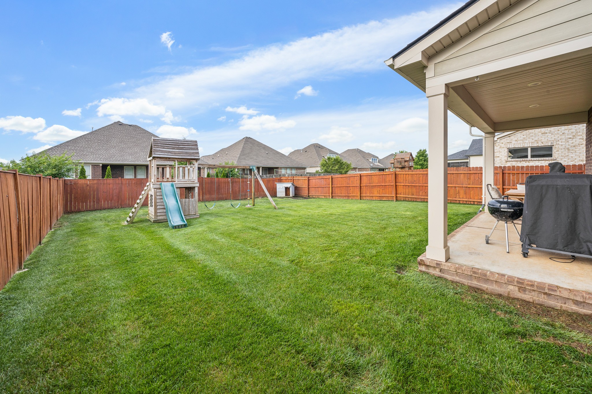 905 Sapphire Dr Property Photo 33