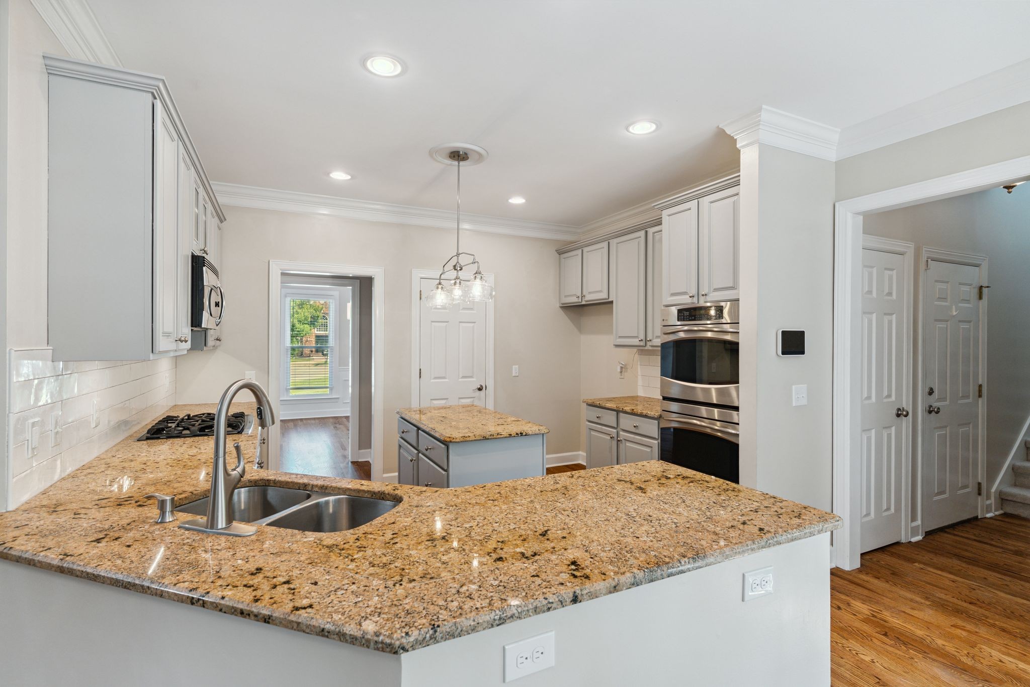 2105 Chels Way Property Photo 15