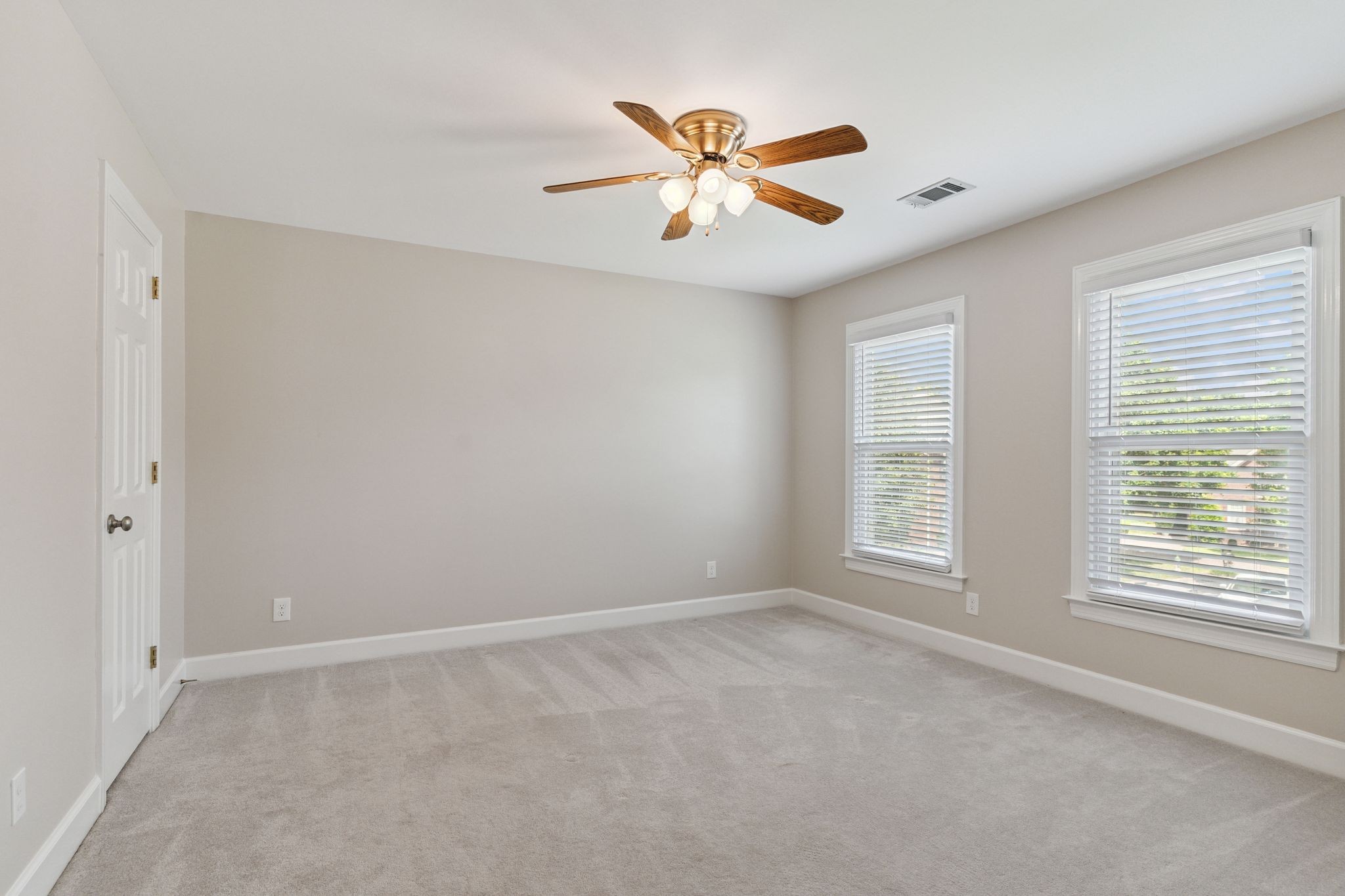 2105 Chels Way Property Photo 25