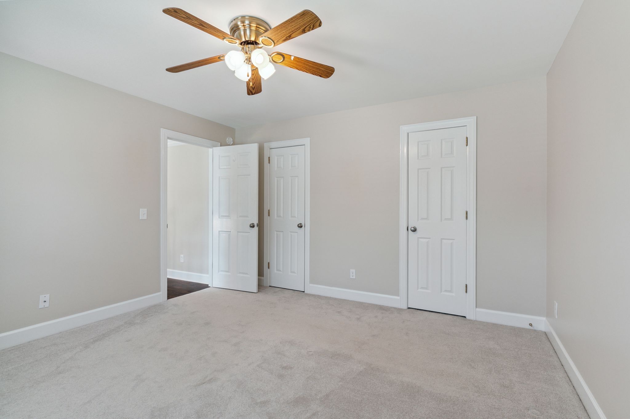 2105 Chels Way Property Photo 26