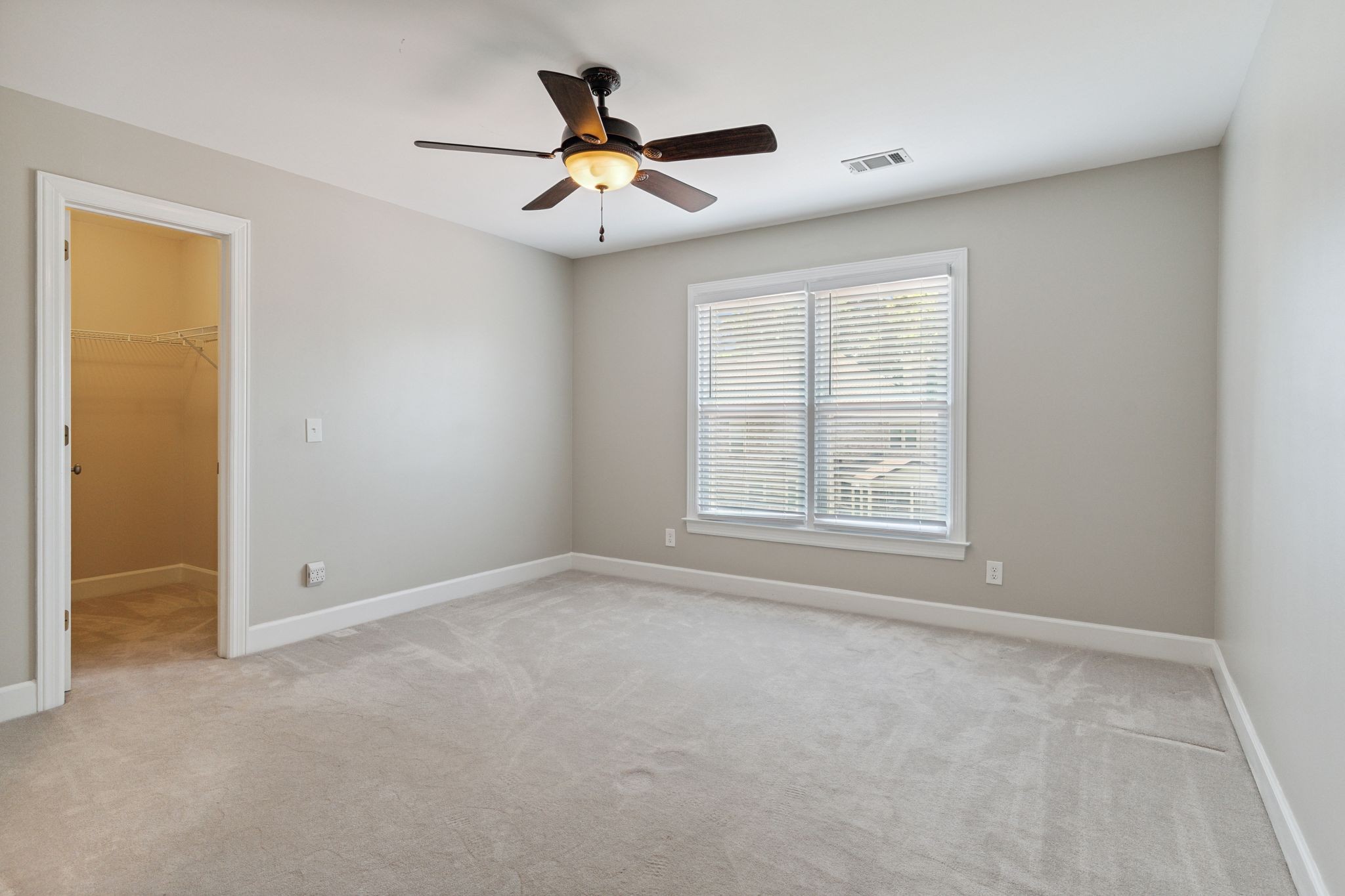 2105 Chels Way Property Photo 33