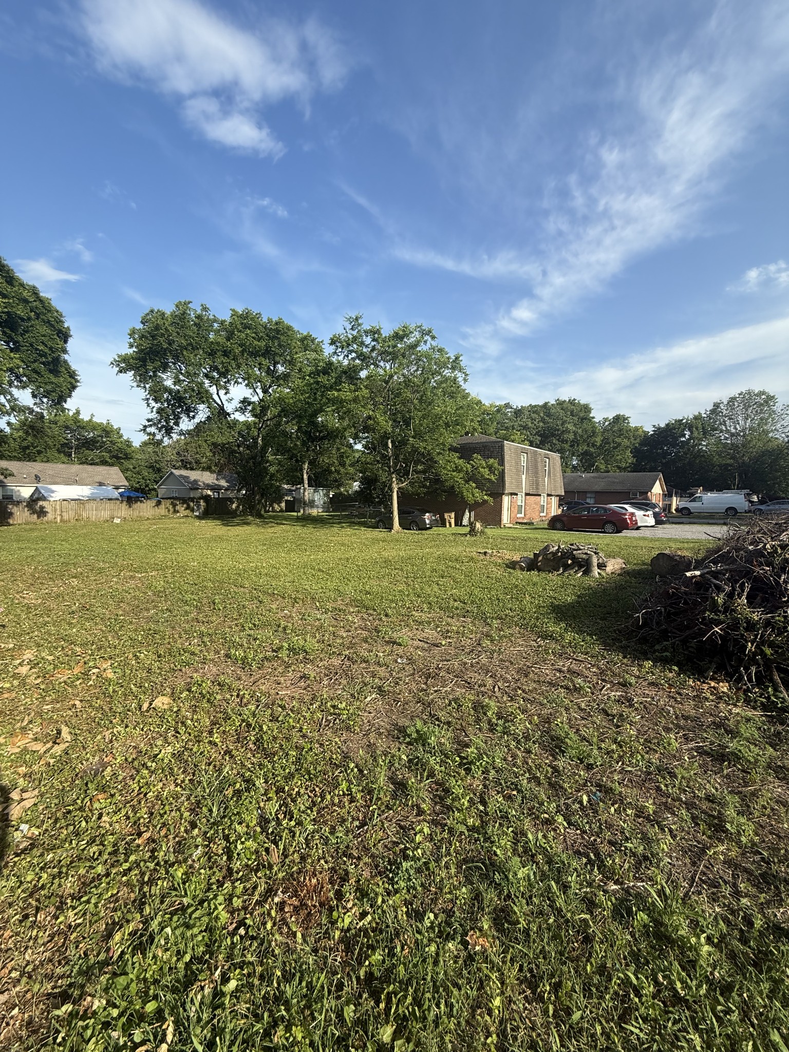 341 Mcarthur Dr Property Photo 4