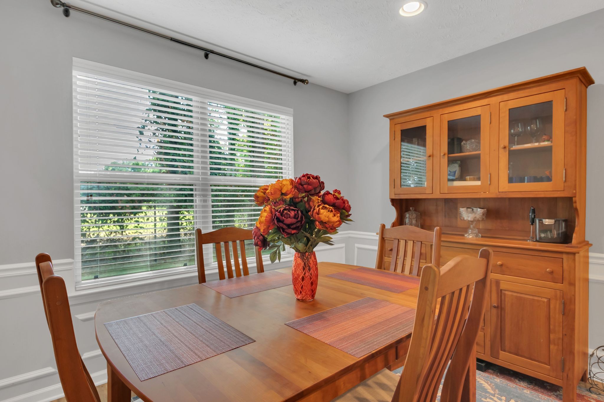 4437 Sunday Silence Way Property Photo 16
