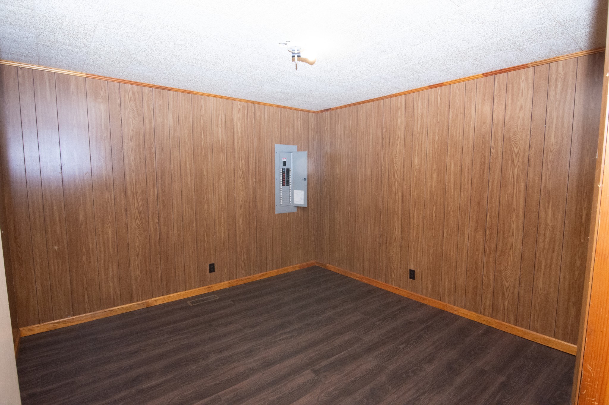 1683 Madison St Property Photo 7