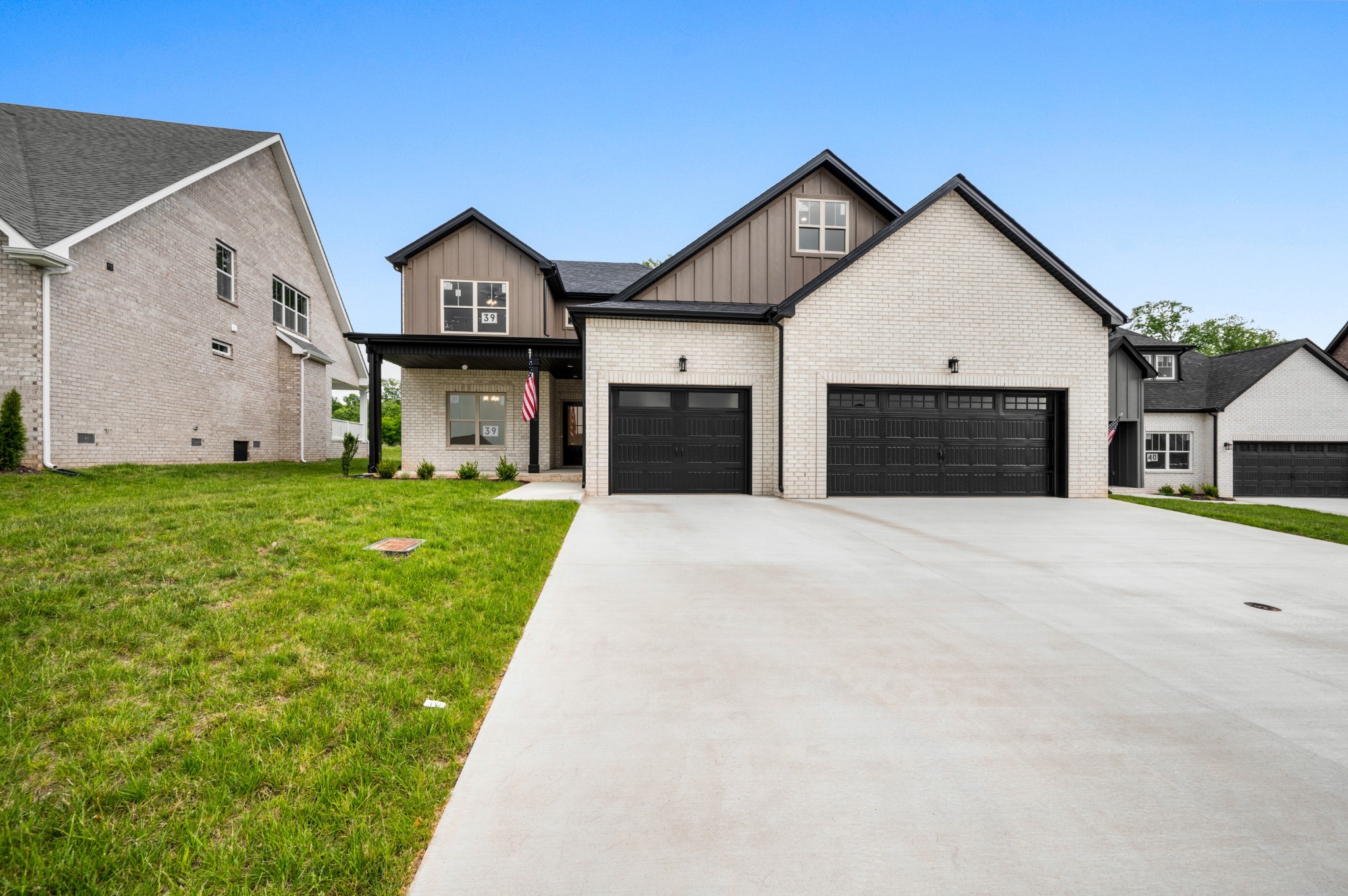 419 Blue Ridge Ct Property Photo 1