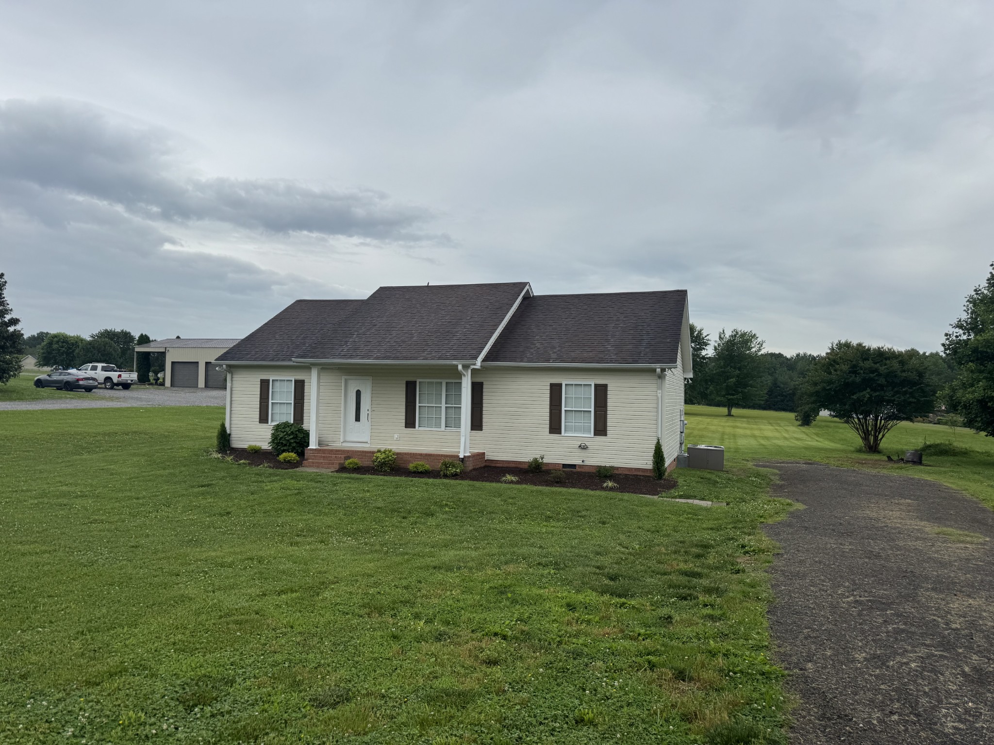 1087 Mt Vernon Rd Property Photo 1
