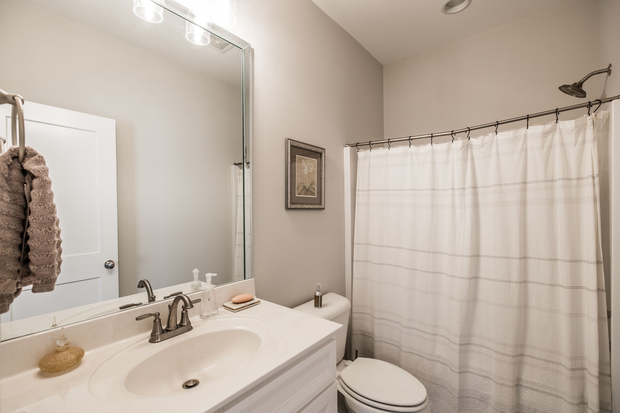 242 Hutch Ct Property Photo 45