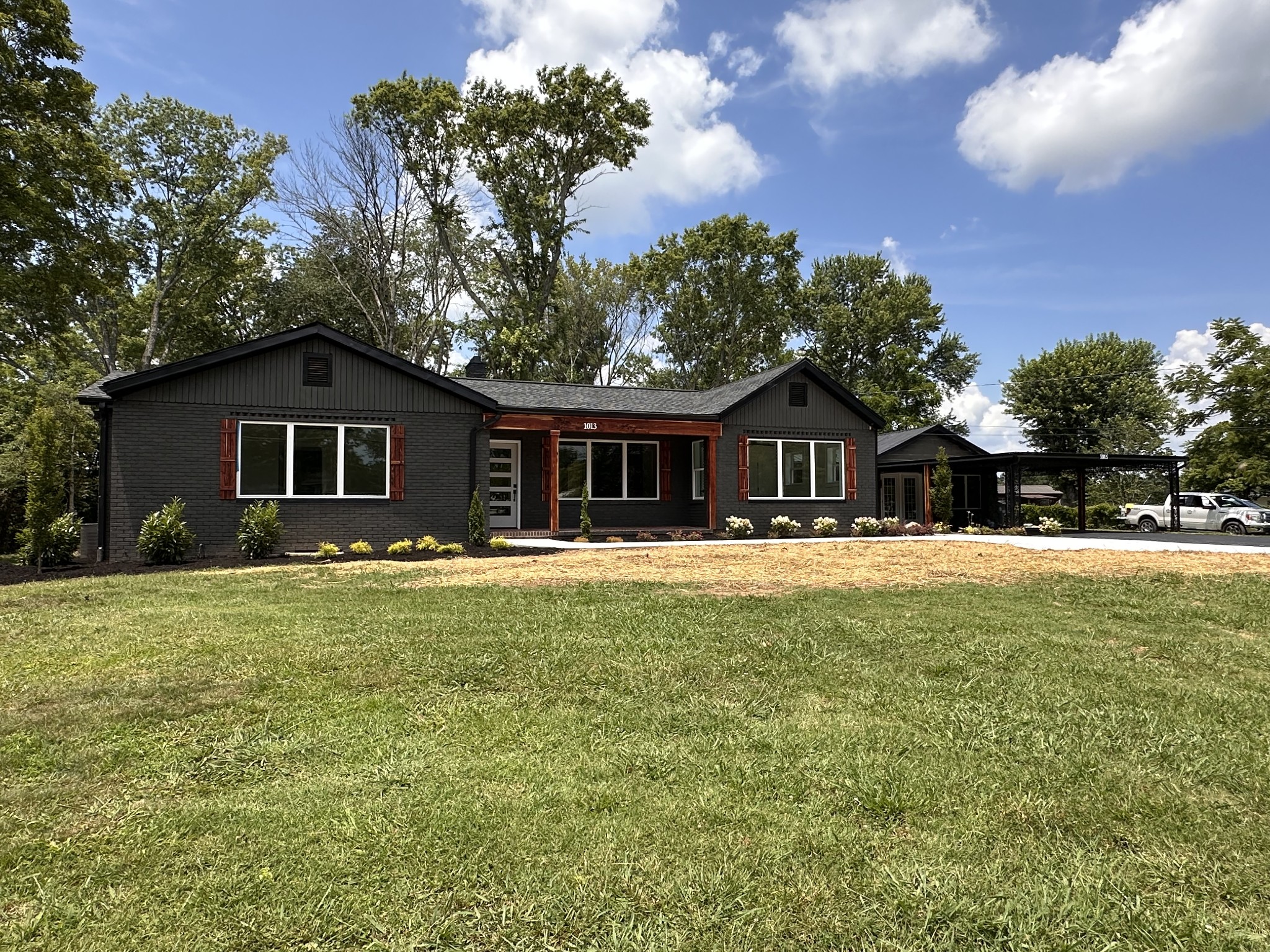 1013 Faulkner Springs Rd Property Photo 1