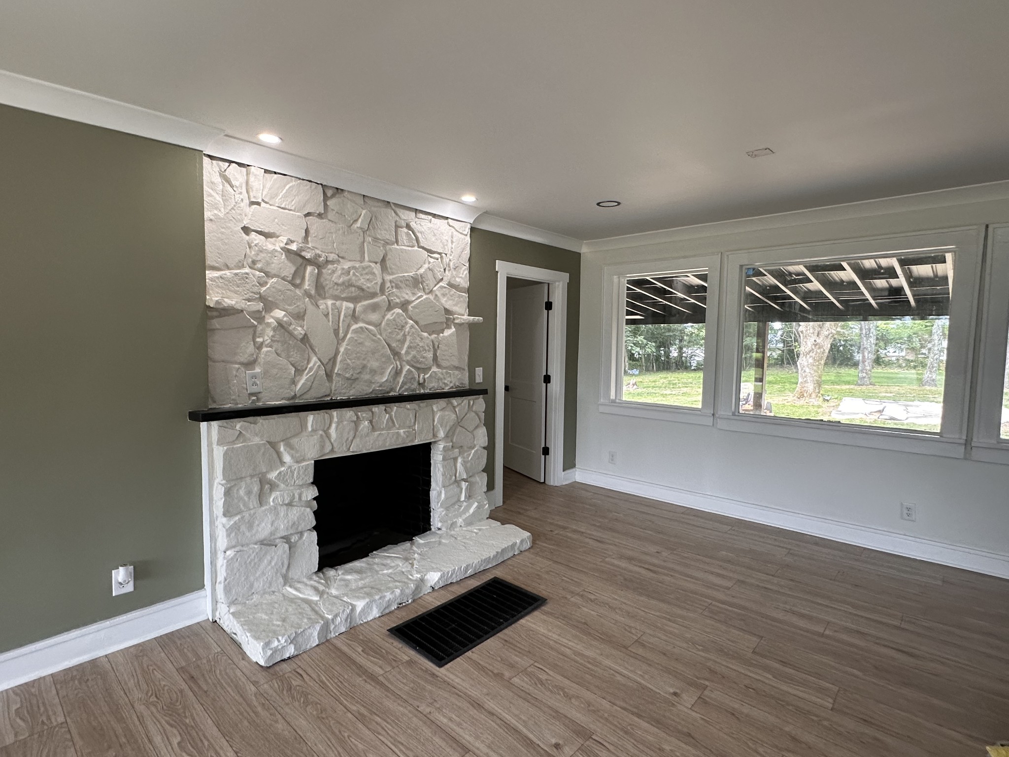 1013 Faulkner Springs Rd Property Photo 11