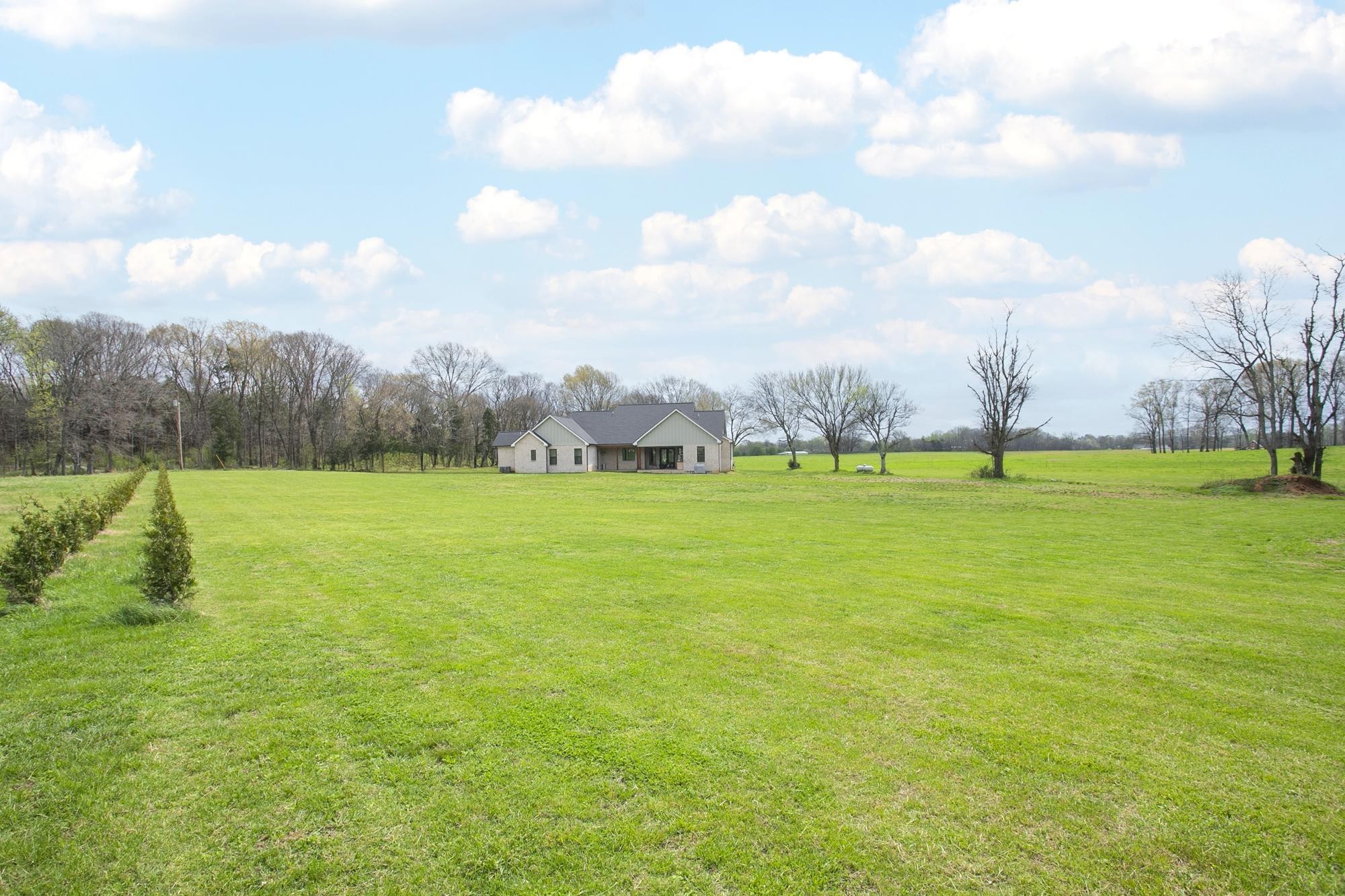 4495 Hwy 431 Property Photo 2