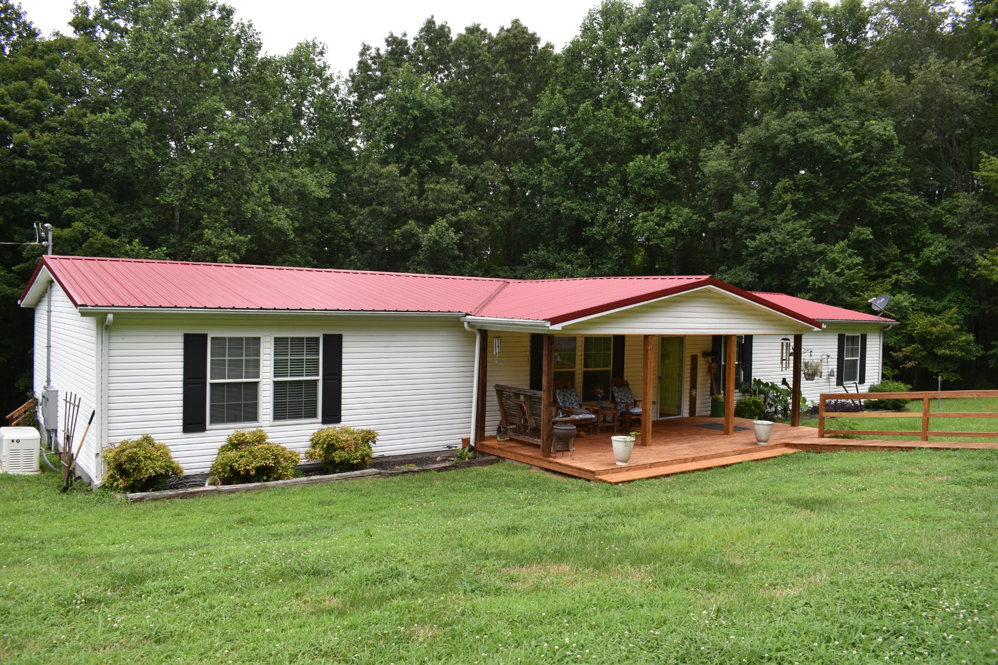 1423 Pack Rd Property Photo 1