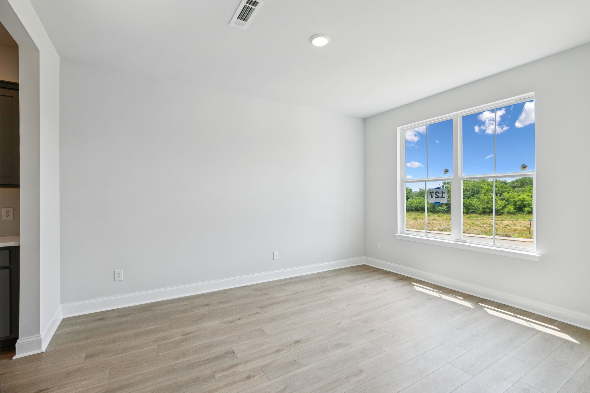 124 Emeline Way Property Photo 6