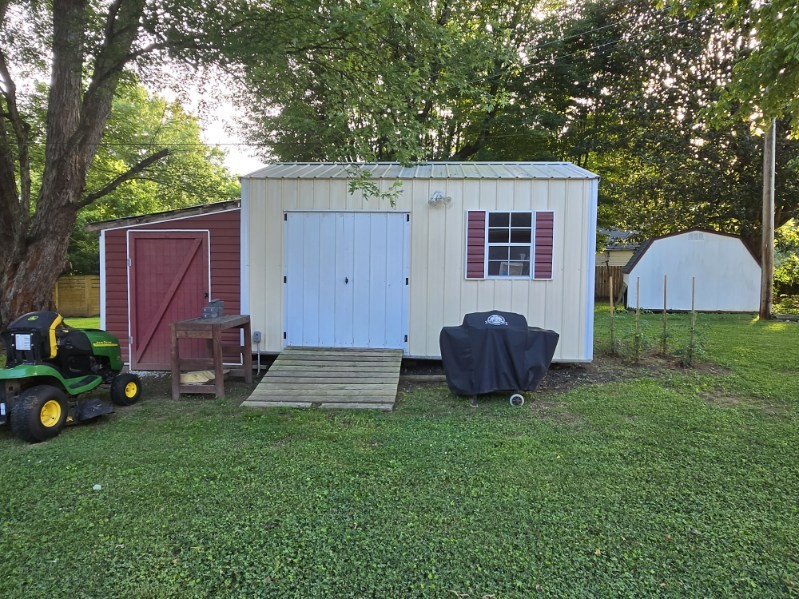 117 June Dr Property Photo 42