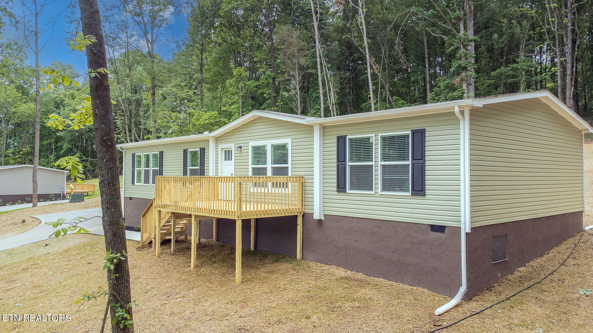 9875 Corporate Park Drive Property Photo 4
