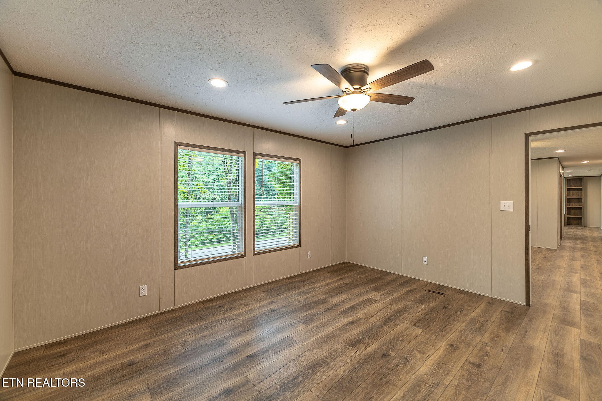 9875 Corporate Park Drive Property Photo 18