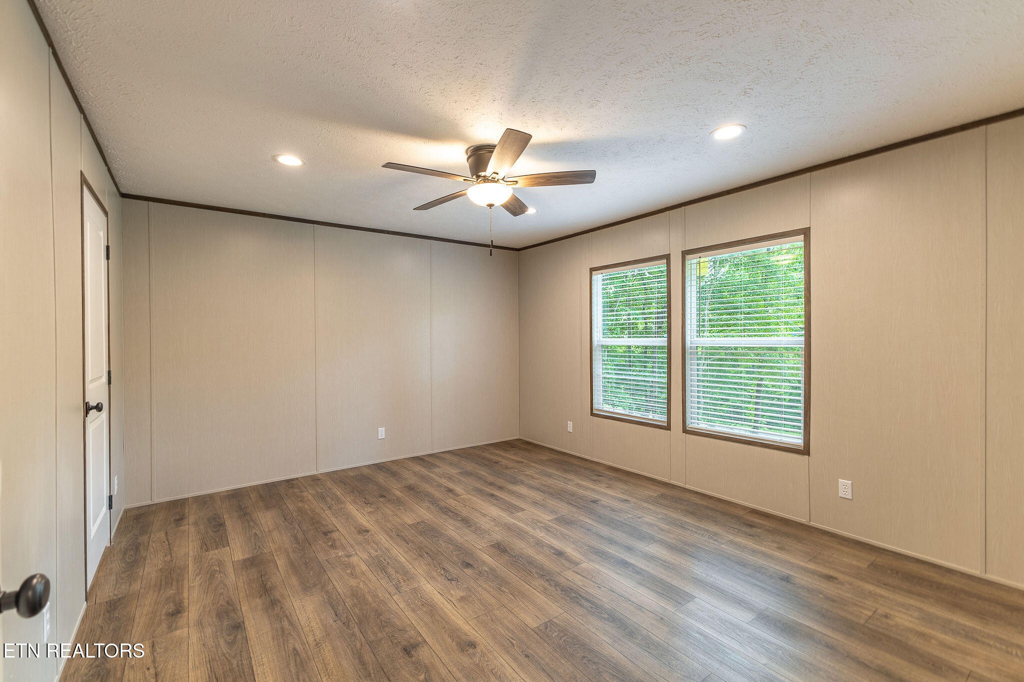 9875 Corporate Park Drive Property Photo 19