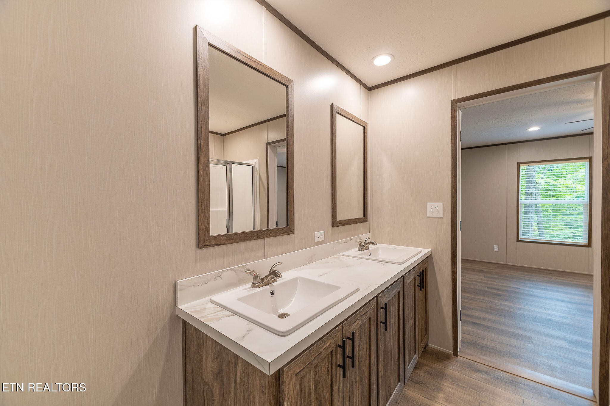 9875 Corporate Park Drive Property Photo 25