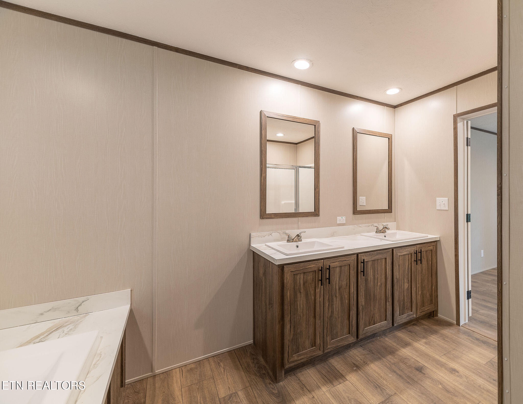 9875 Corporate Park Drive Property Photo 27
