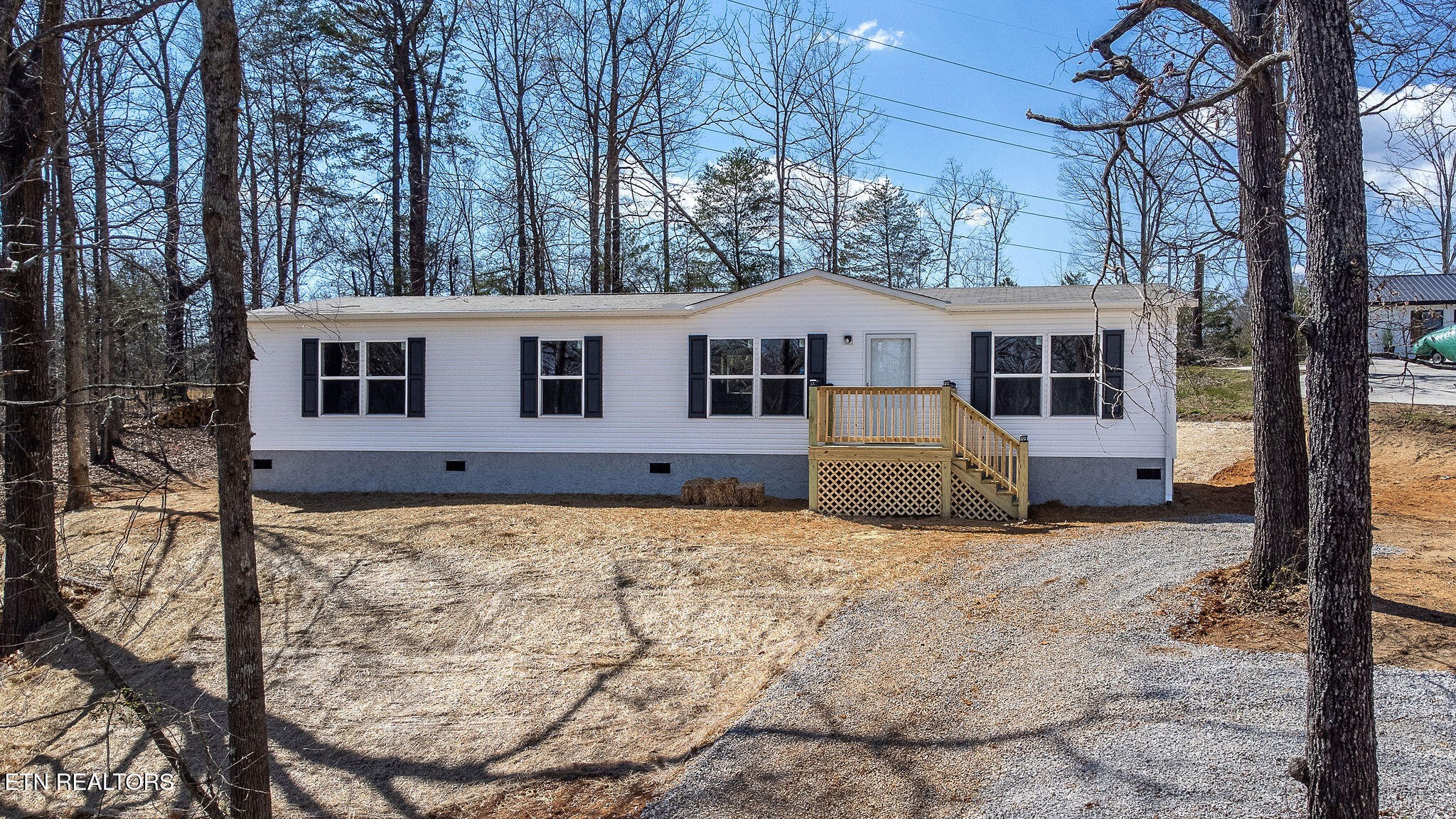 158 Leisure Lane Property Photo 2