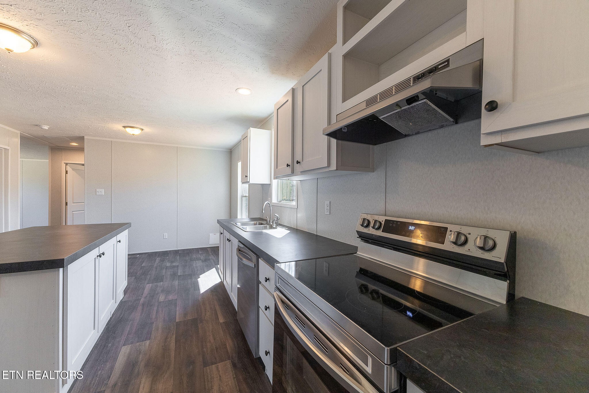 158 Leisure Lane Property Photo 12