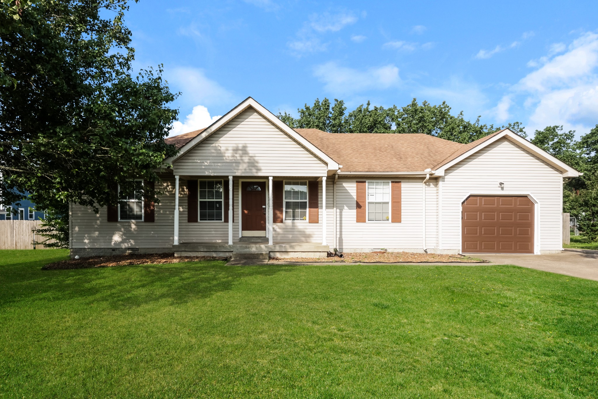 1805 Hickory Lawn Ct Property Photo 1