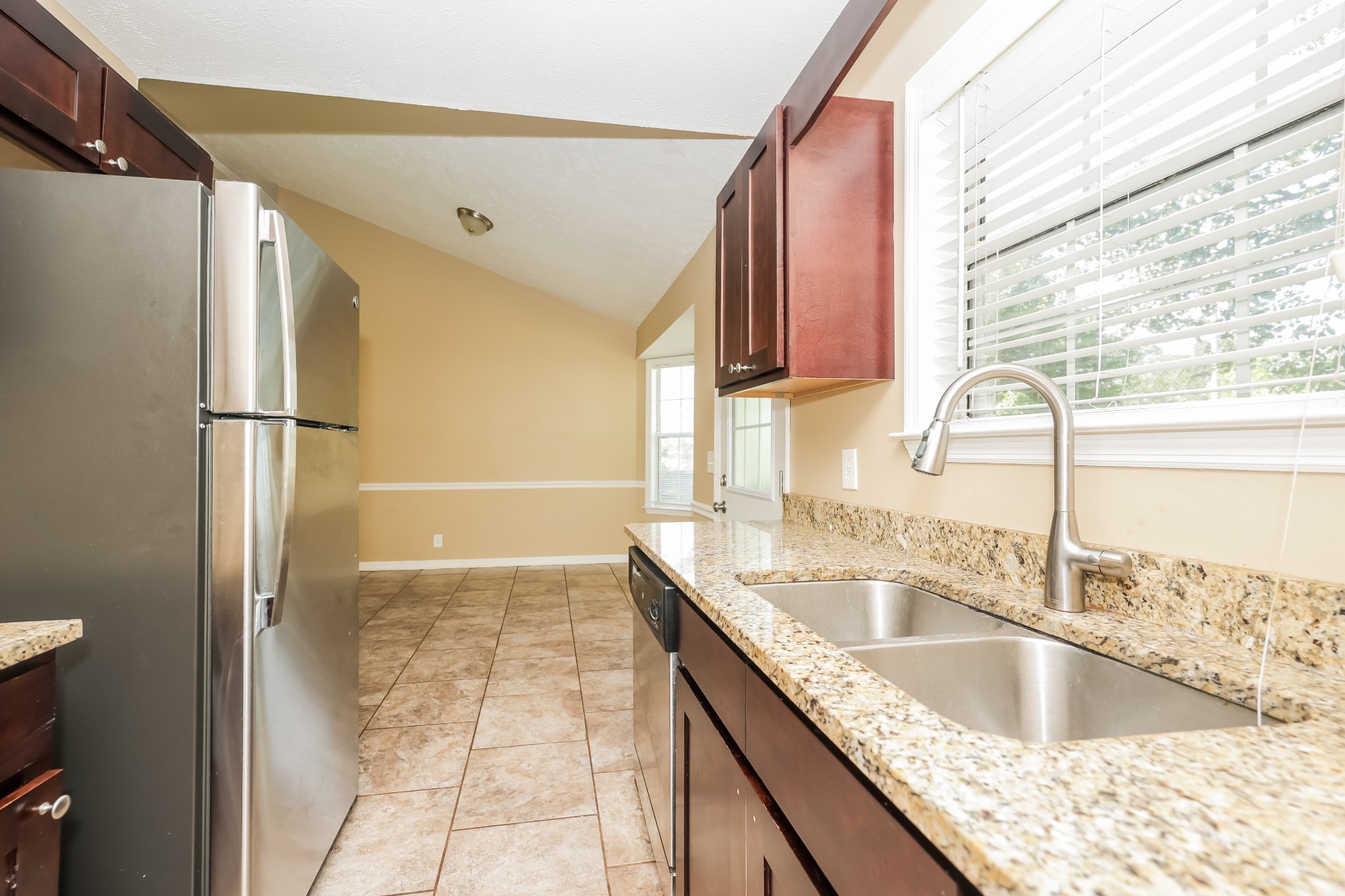1805 Hickory Lawn Ct Property Photo 6