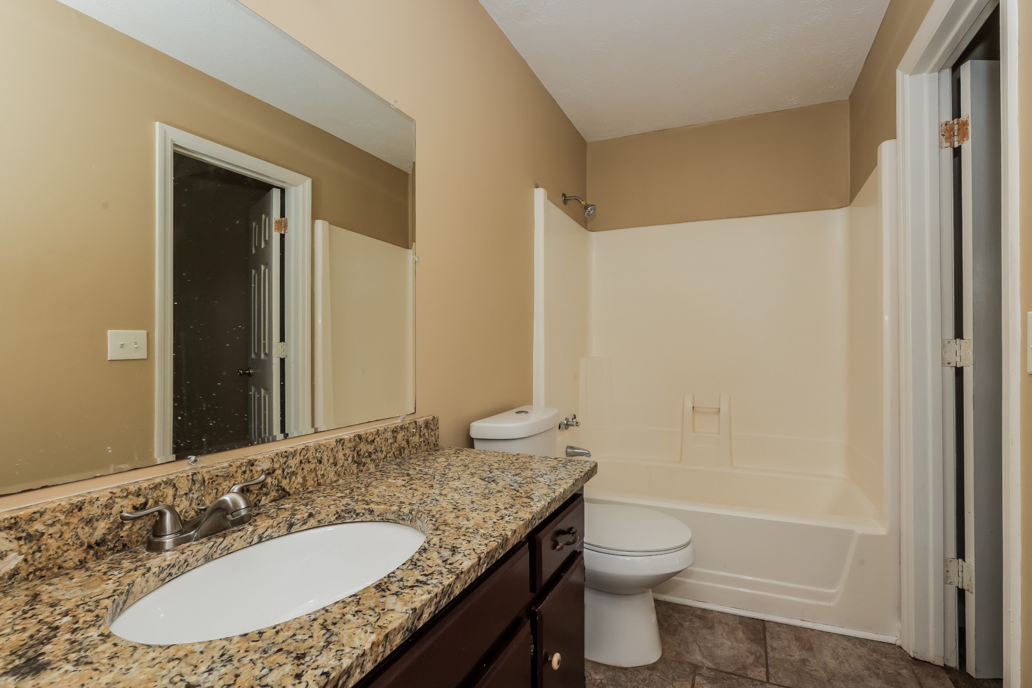 1805 Hickory Lawn Ct Property Photo 10