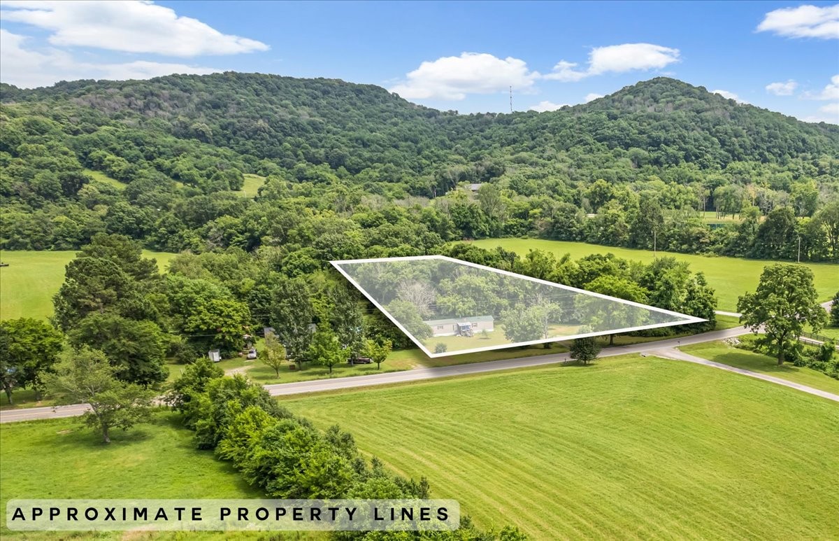 4364 Peytonsville Trinity Rd Property Photo 1