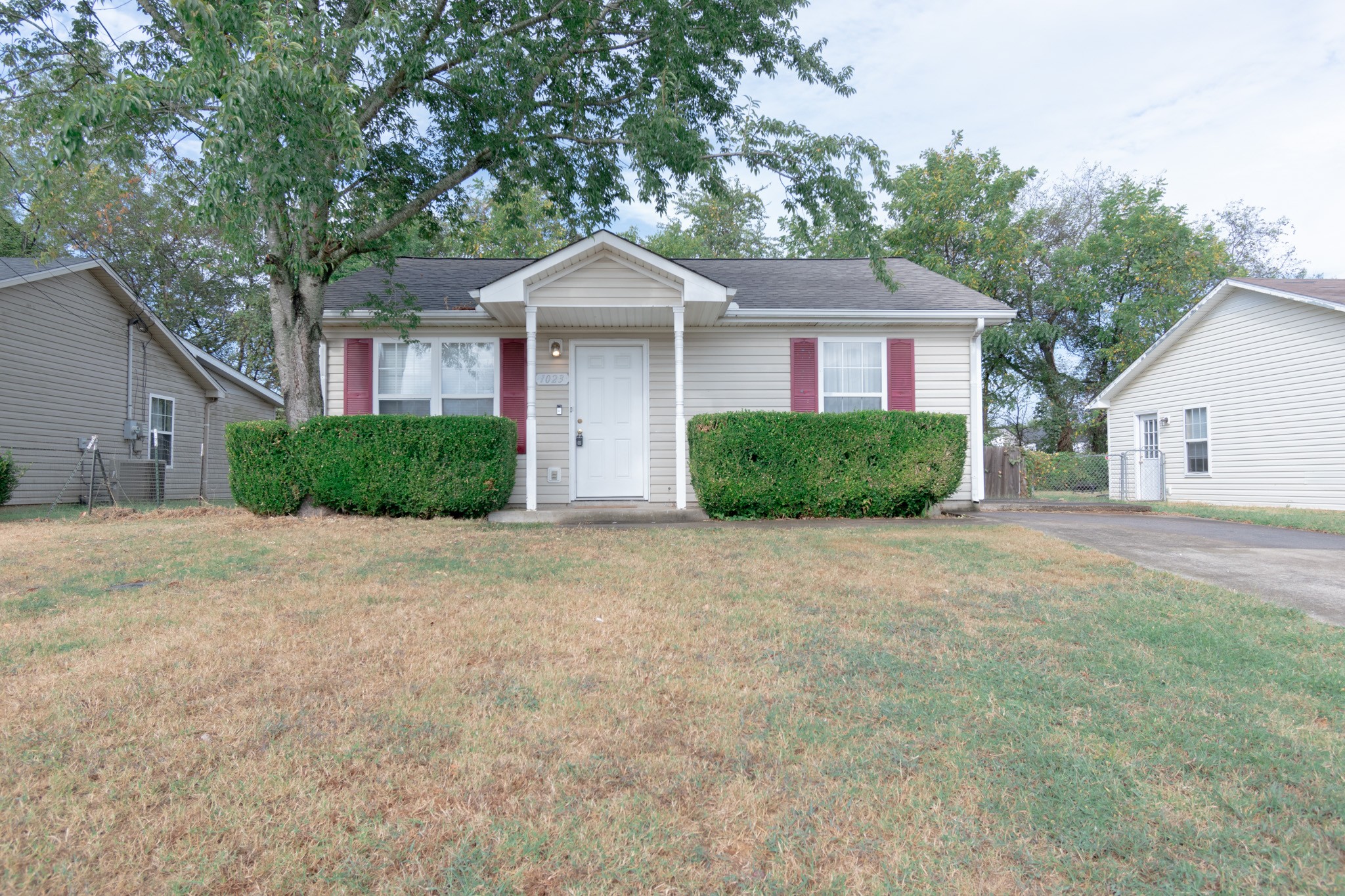 1023 Shadow Ridge Ave Property Photo 1