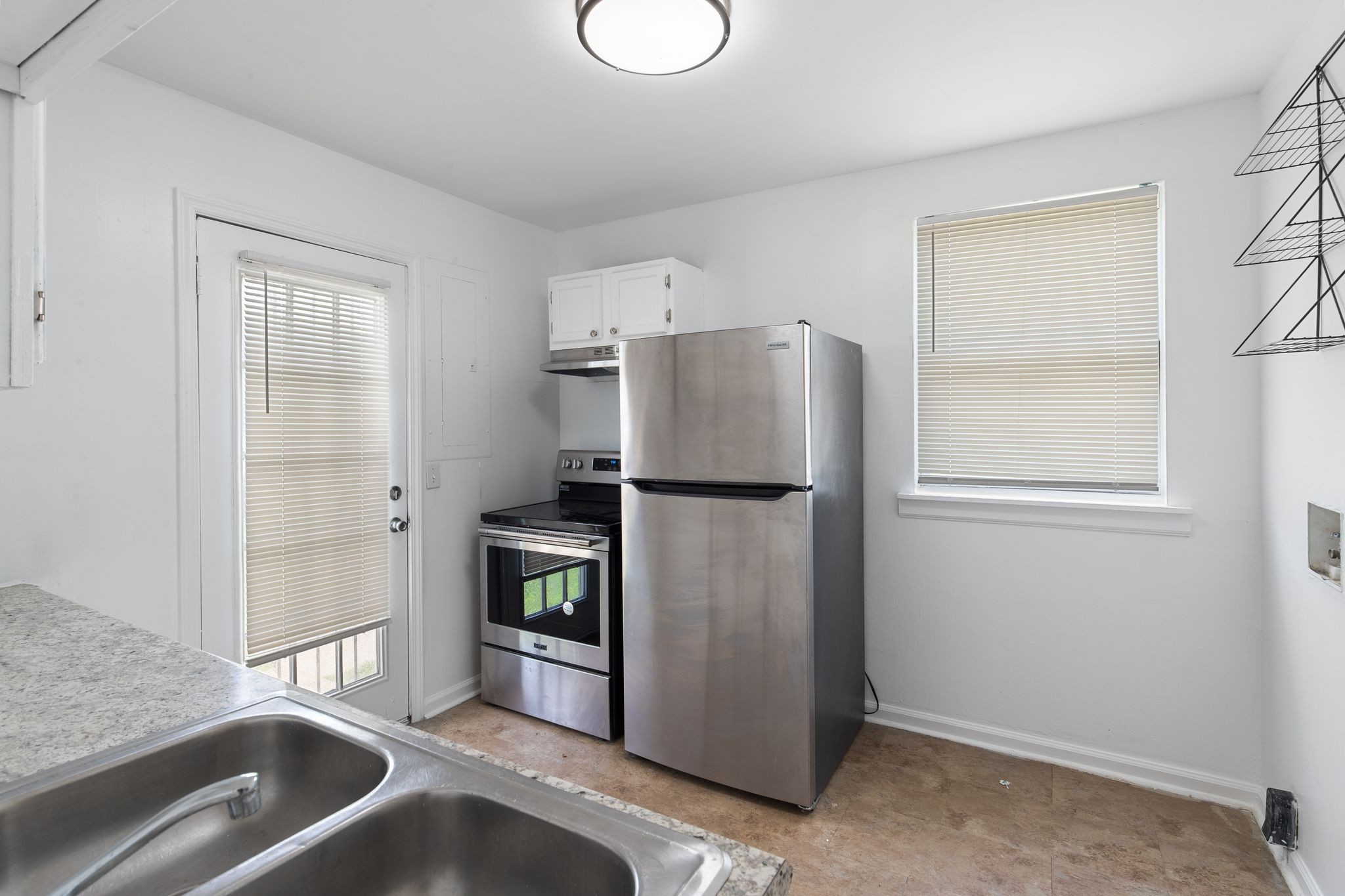 1606 14th Ave, N Property Photo 13