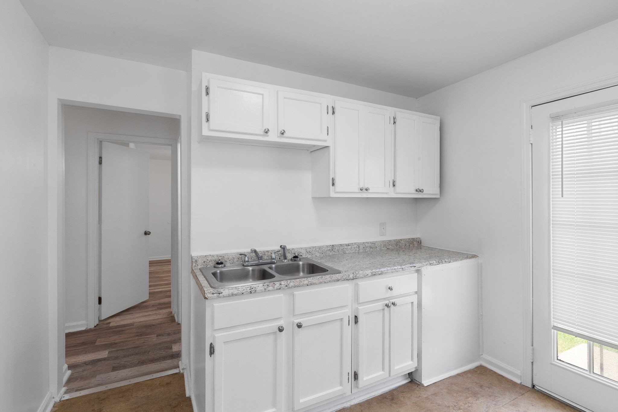 1606 14th Ave, N Property Photo 14