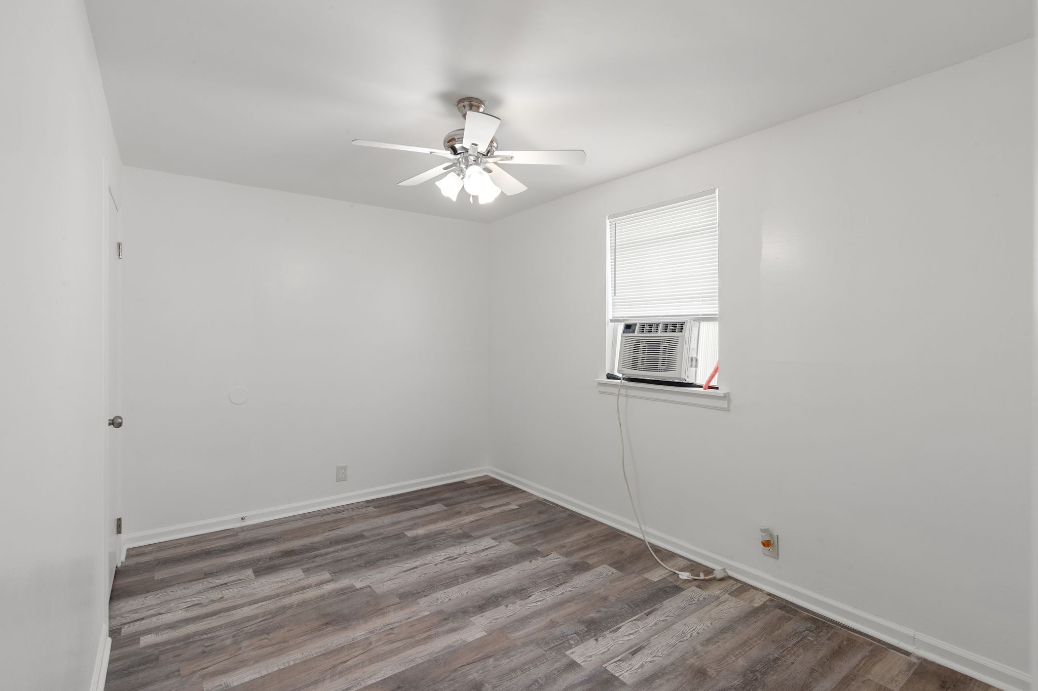 1606 14th Ave, N Property Photo 20