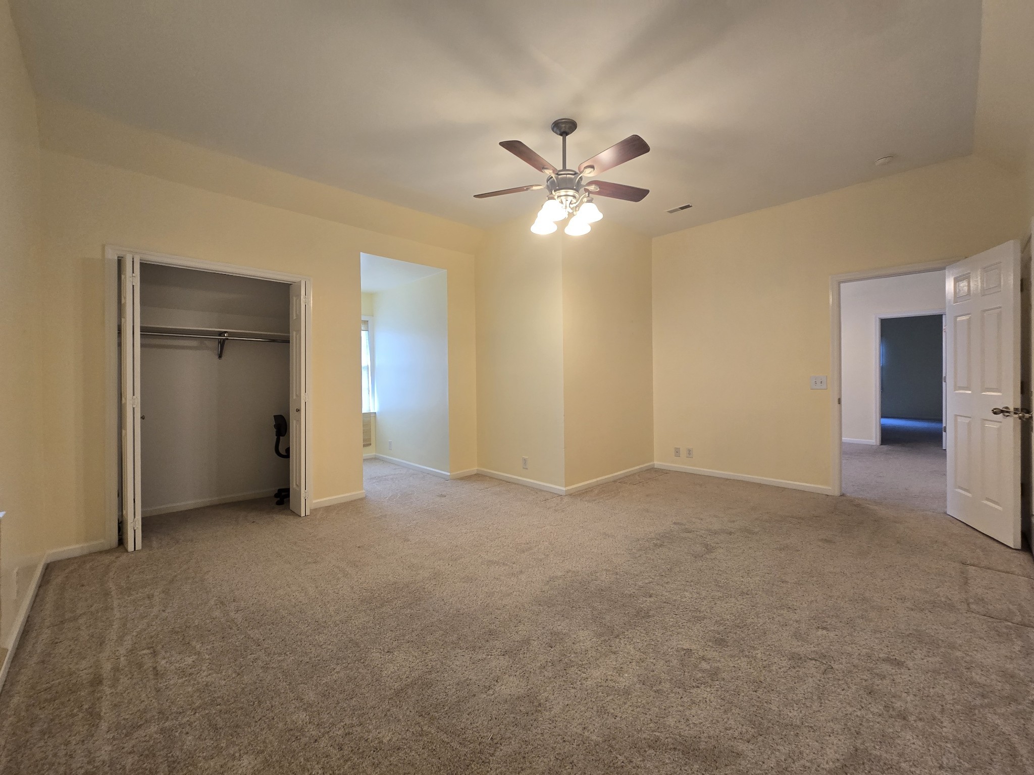 232 Pebble Glen Dr Property Photo 20