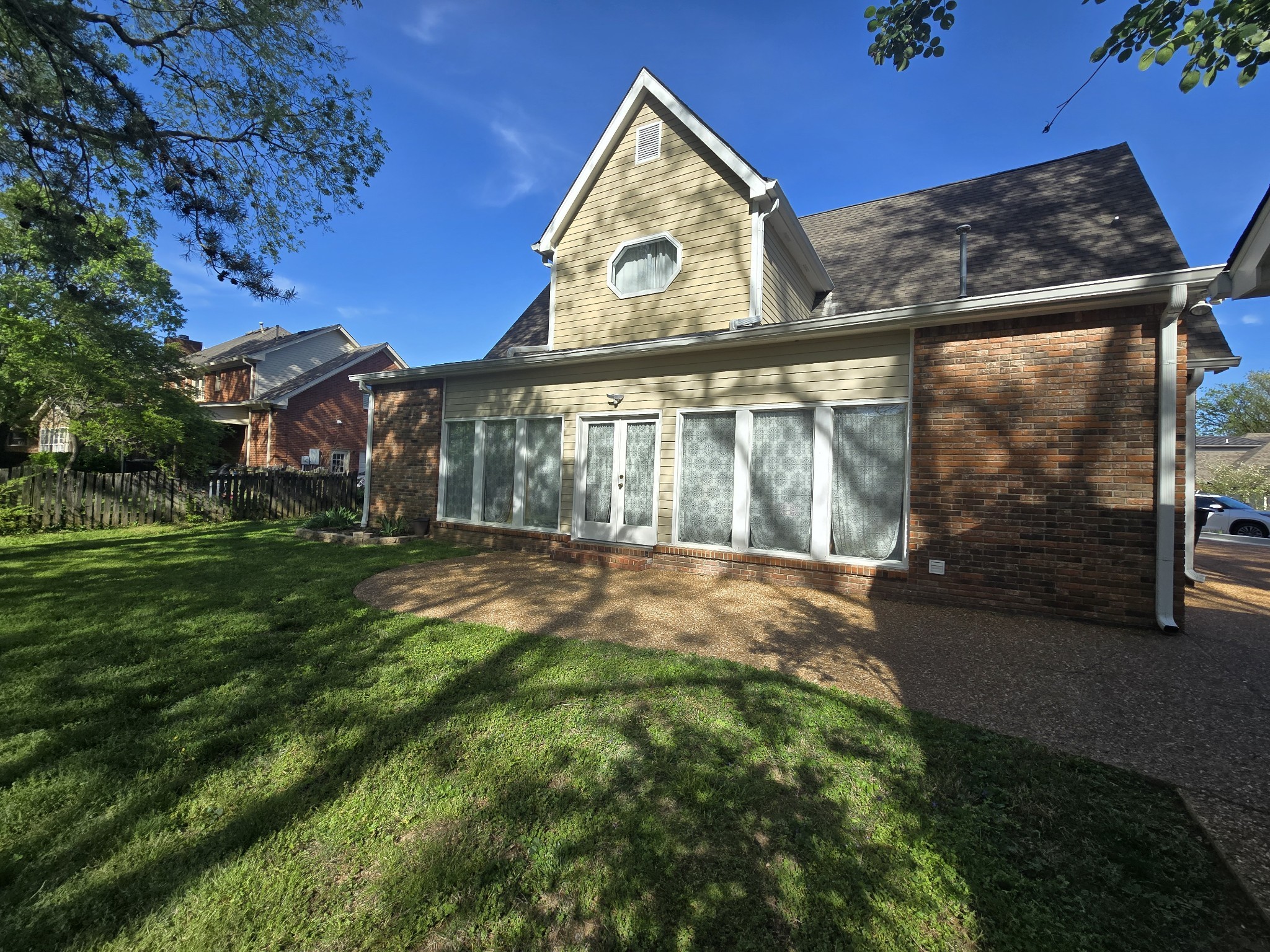 232 Pebble Glen Dr Property Photo 24