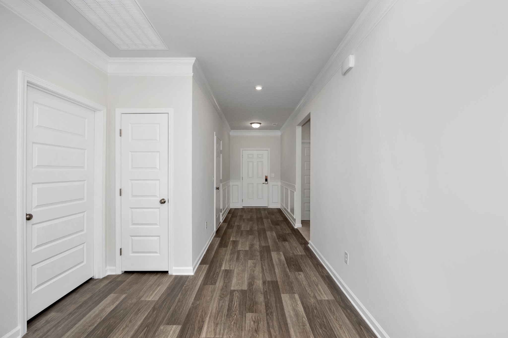 770 Chiswick Ct Property Photo 10
