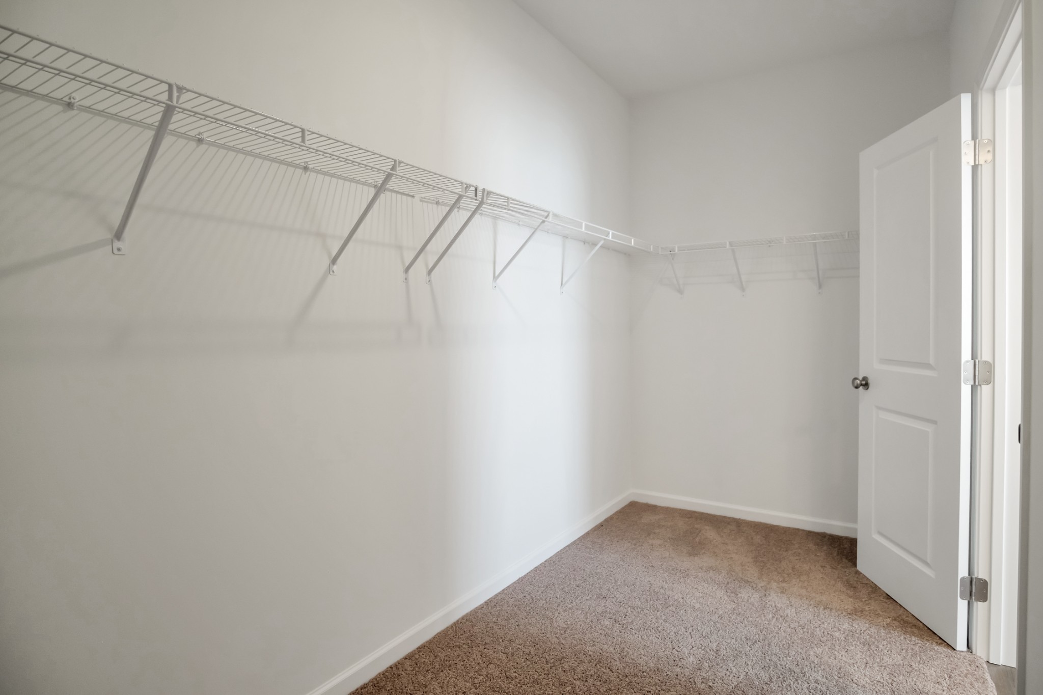202 Gunnersbury Dr Property Photo 17