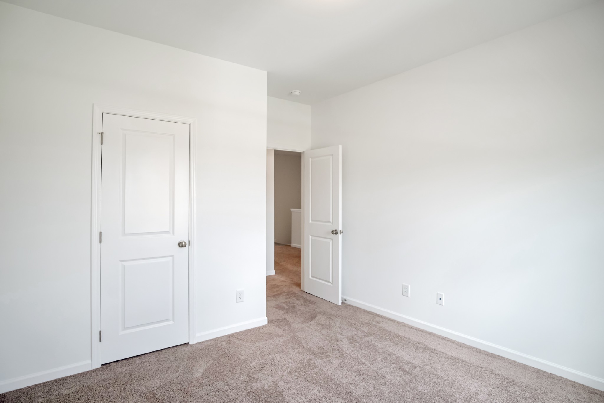 202 Gunnersbury Dr Property Photo 23