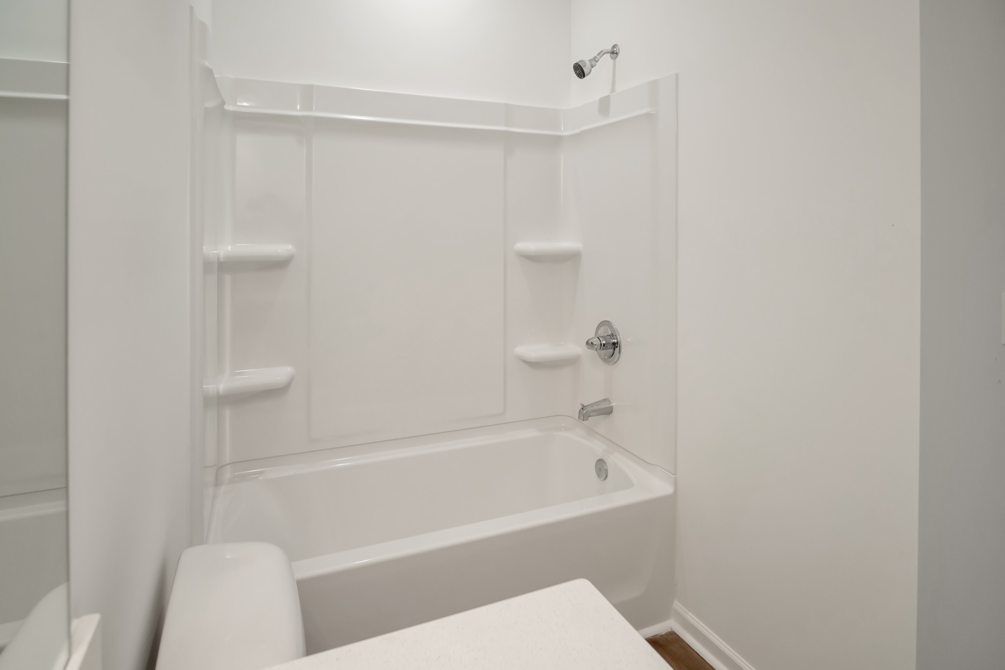 348 Canonbury Dr Property Photo 23