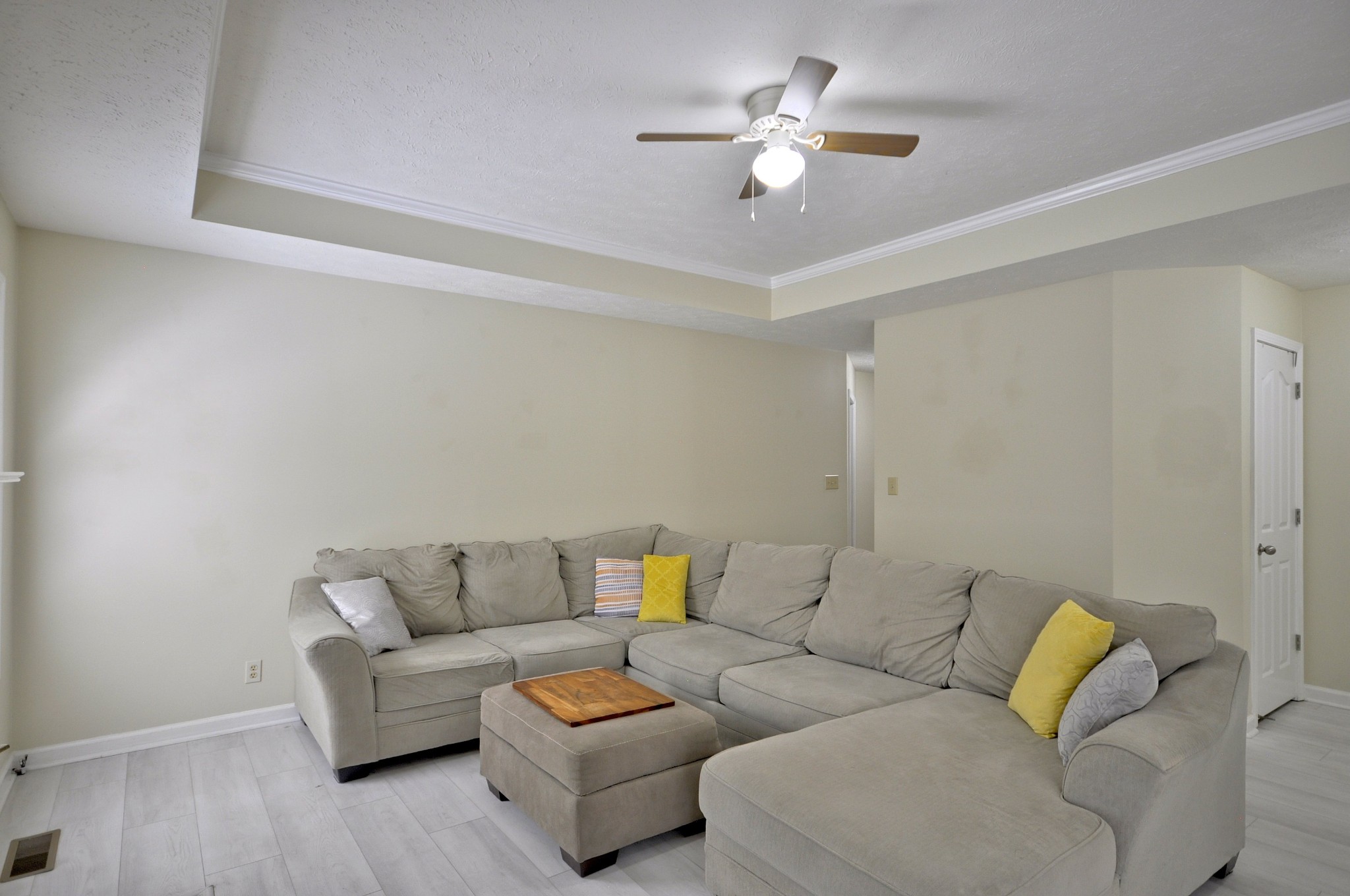 2549 Centerstone Cir Property Photo 4