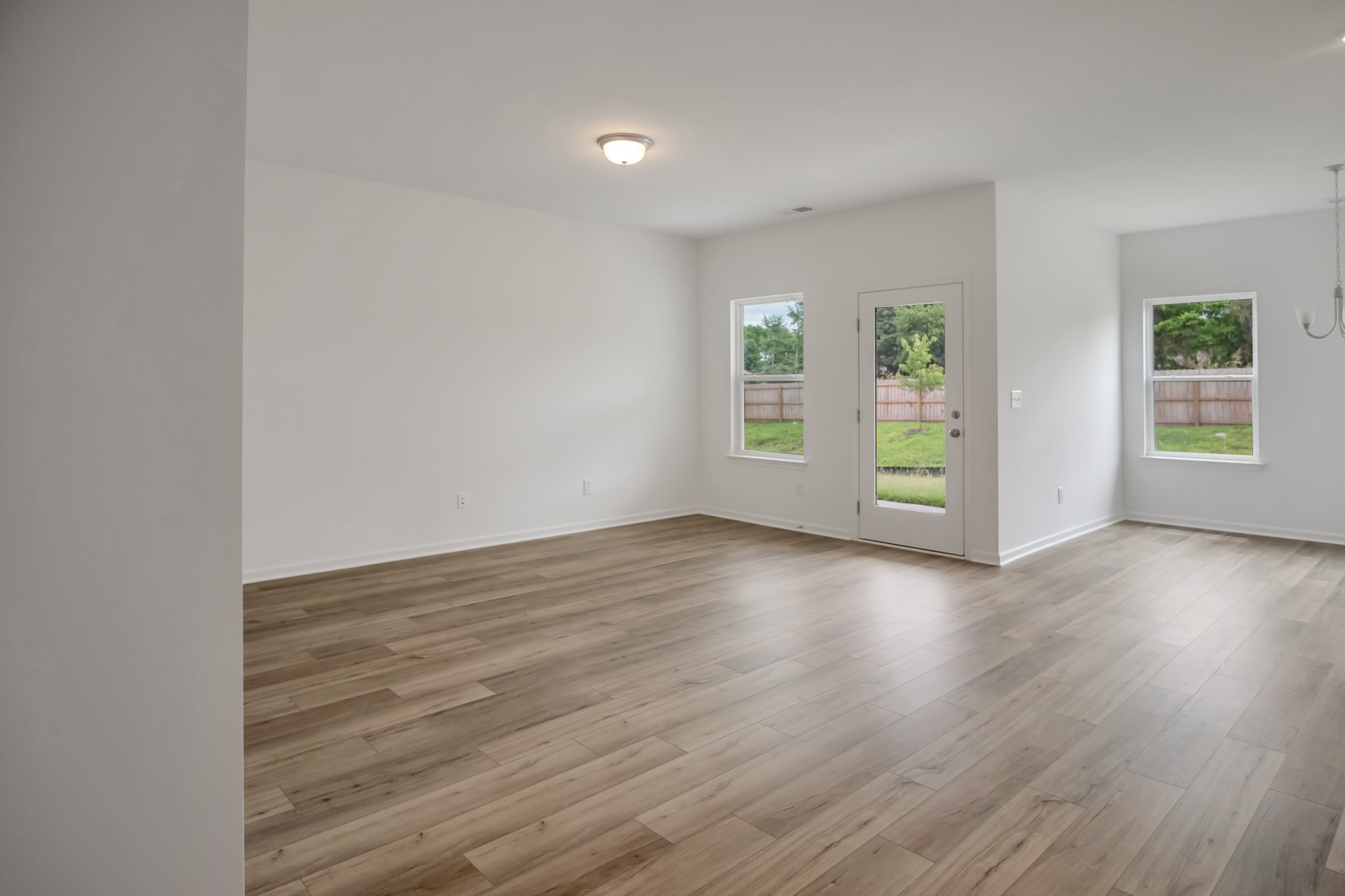 217 Summerlin Drive Property Photo 12