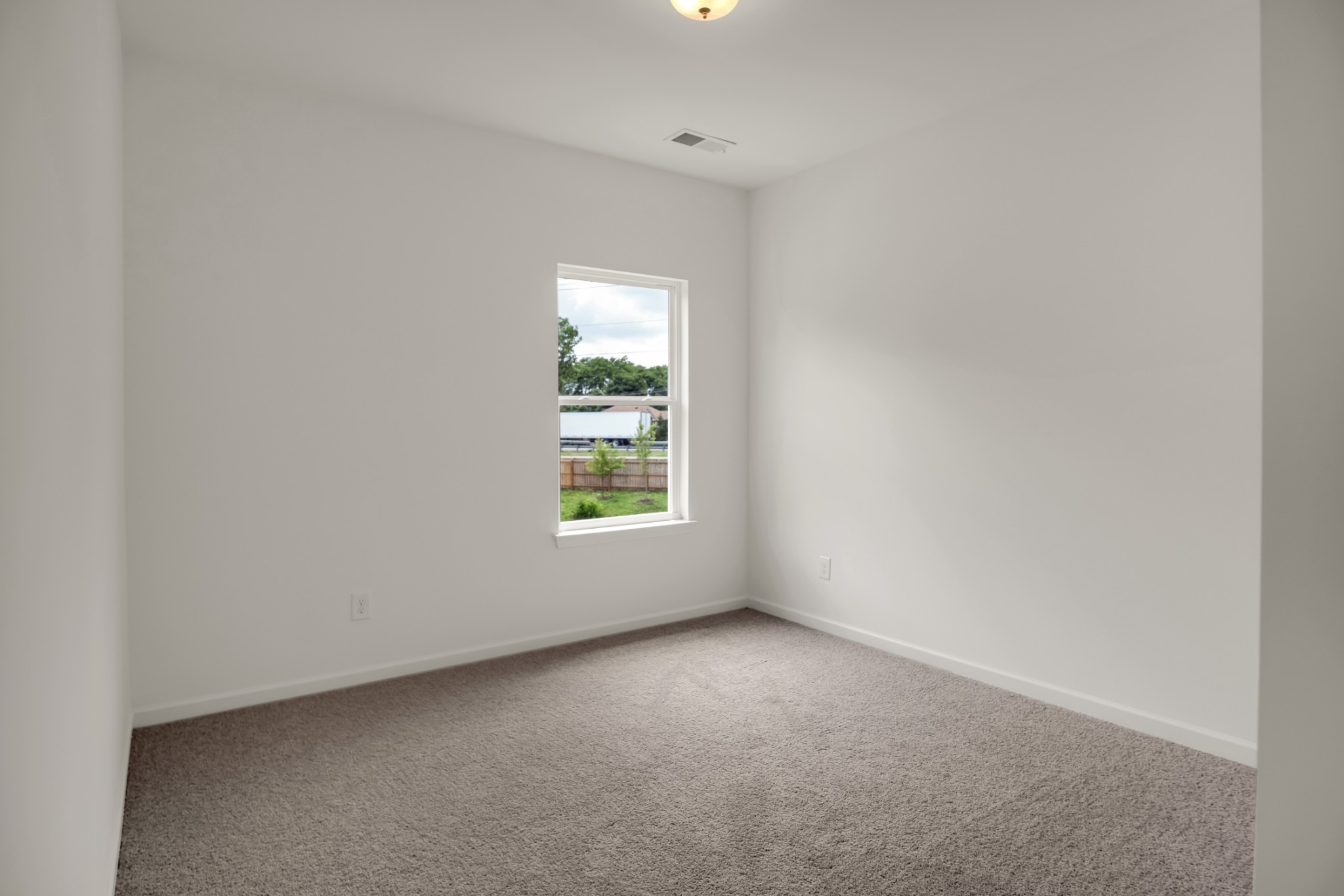 205 Summerlin Dr Property Photo 14