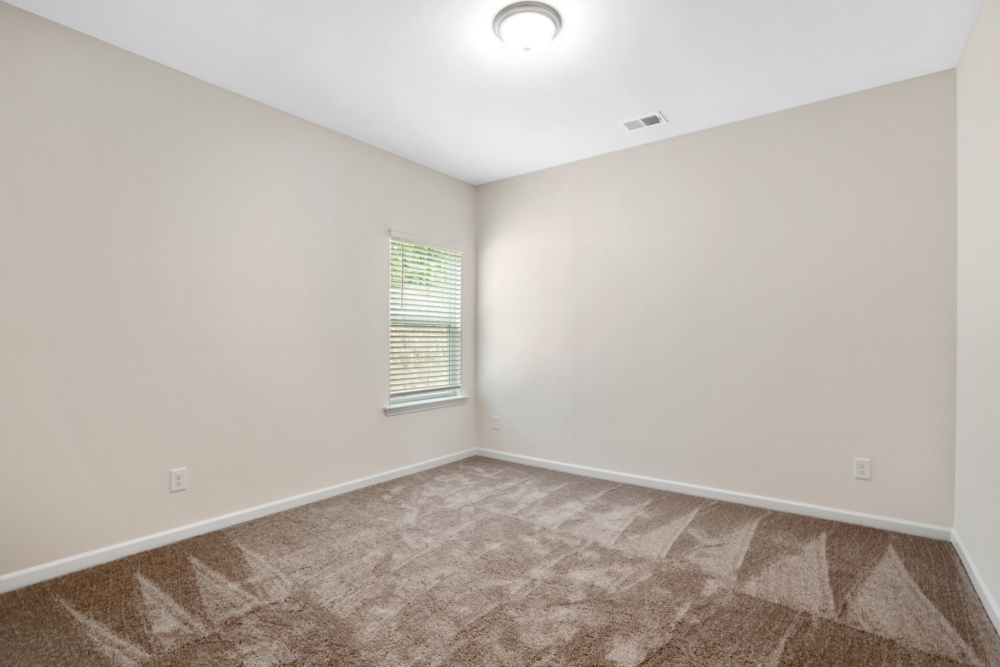 197 Summerlin Drive Property Photo 8