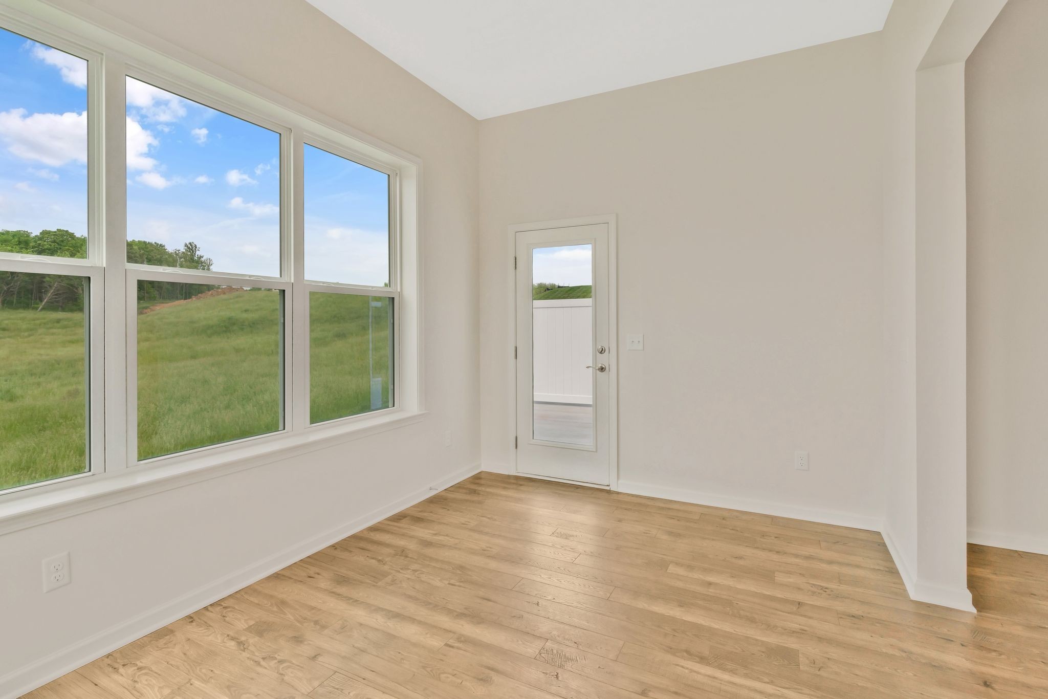 1350 Harmony Hill Ln Property Photo 11