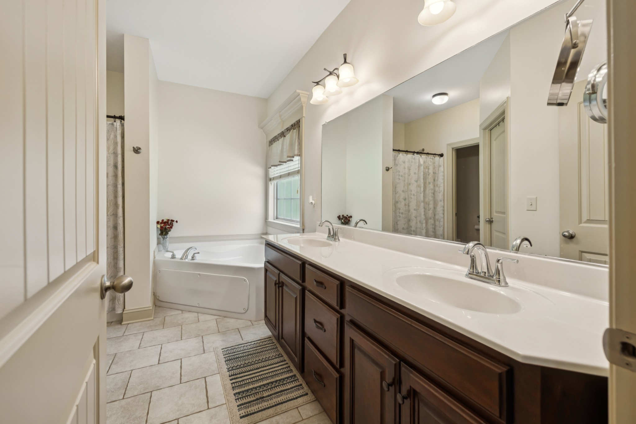 615 Harbor Dr Property Photo 19