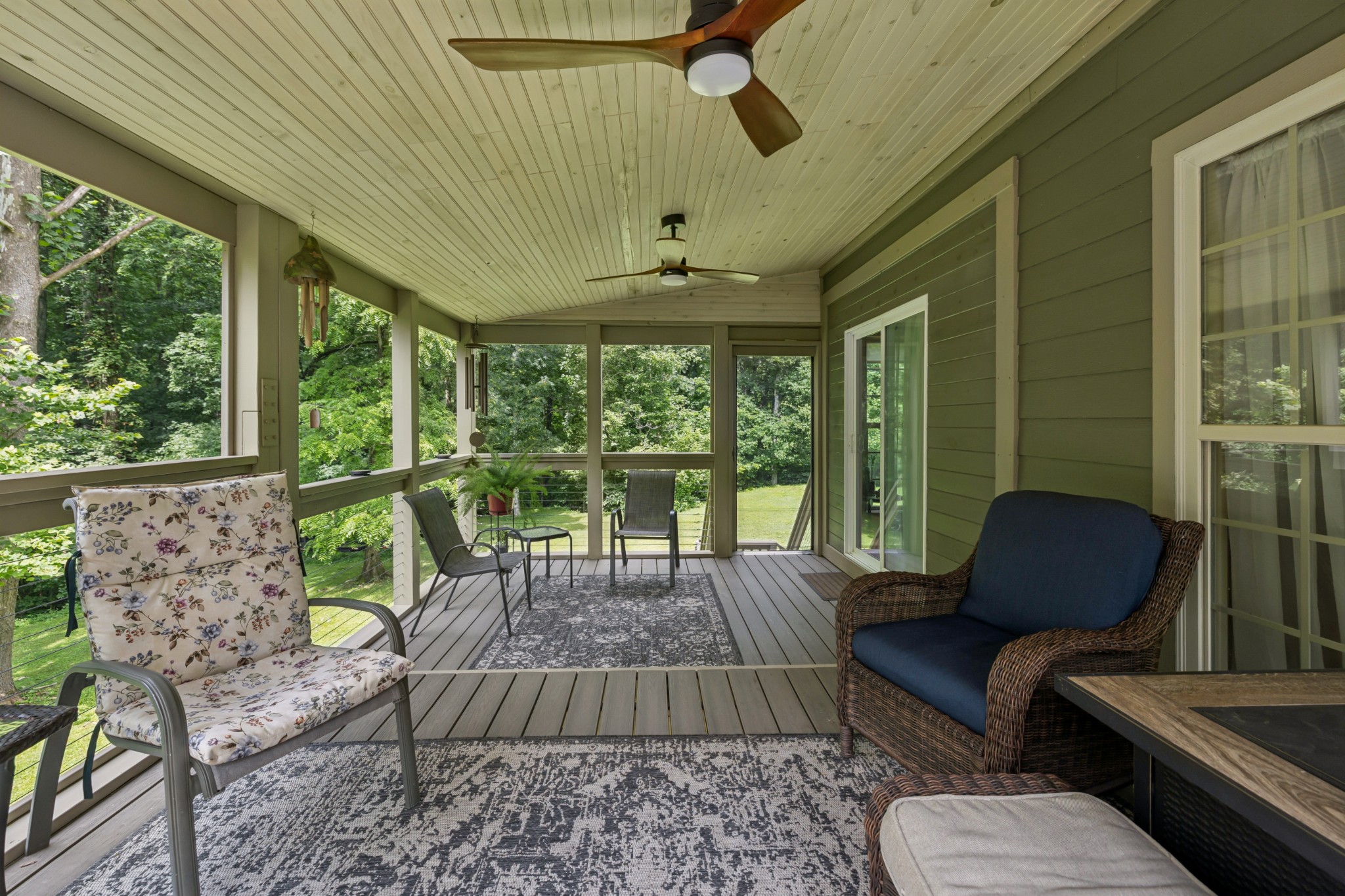 615 Harbor Dr Property Photo 28