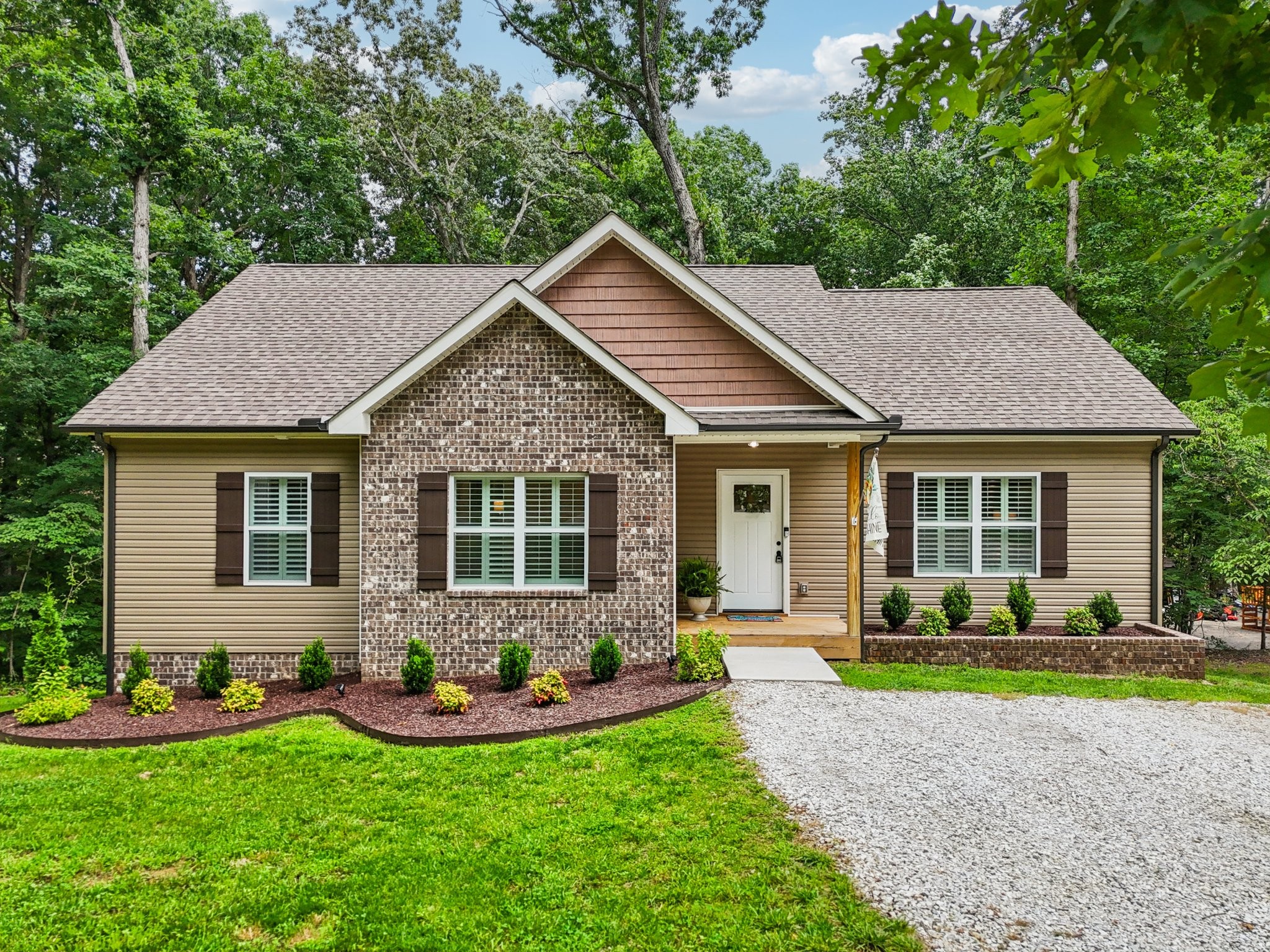 1210 Hardwood Trl Property Photo 1