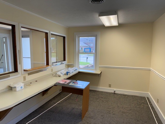 107 E Grundy St Property Photo 4