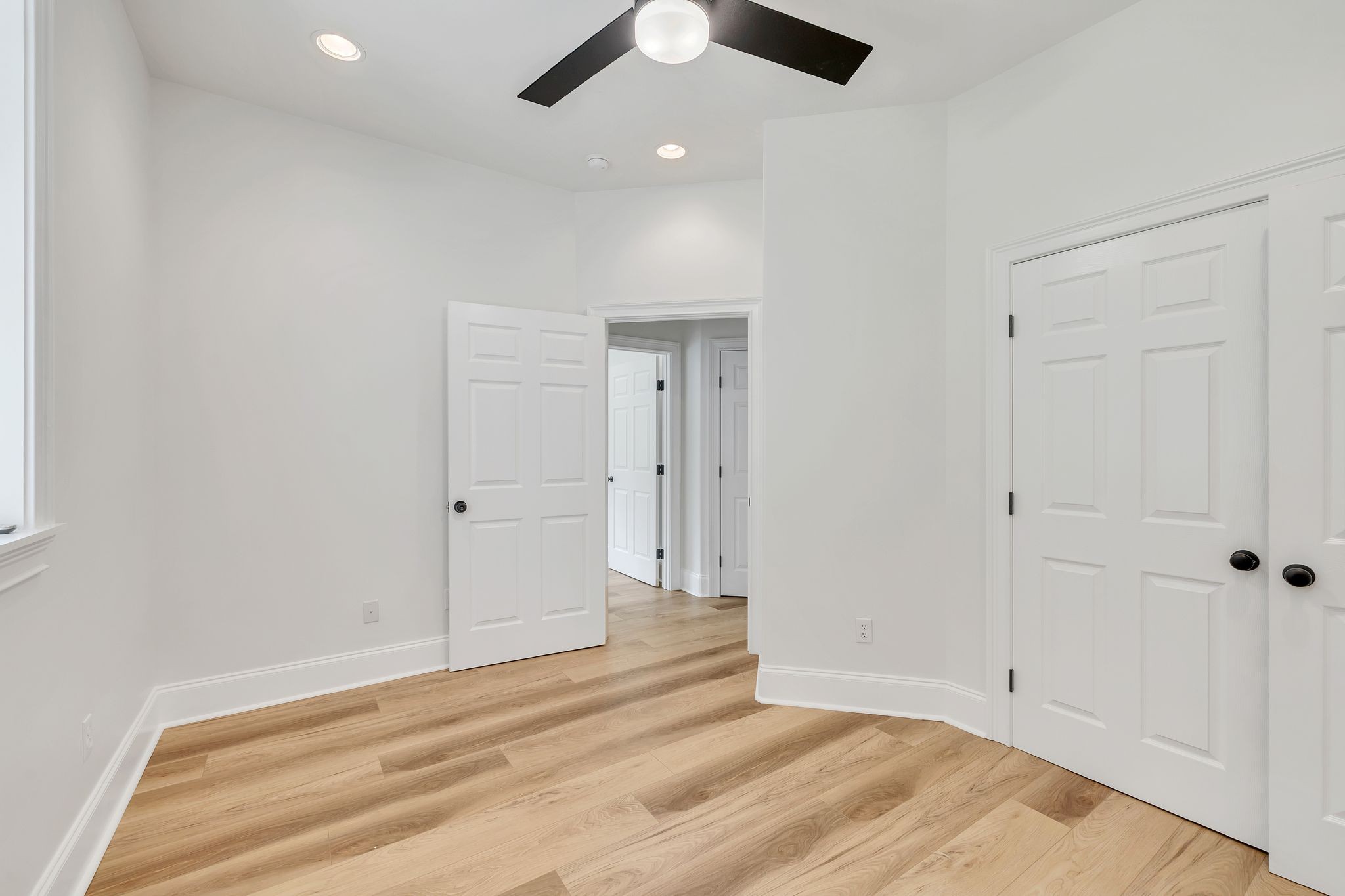 36 Chestnut St Property Photo 34