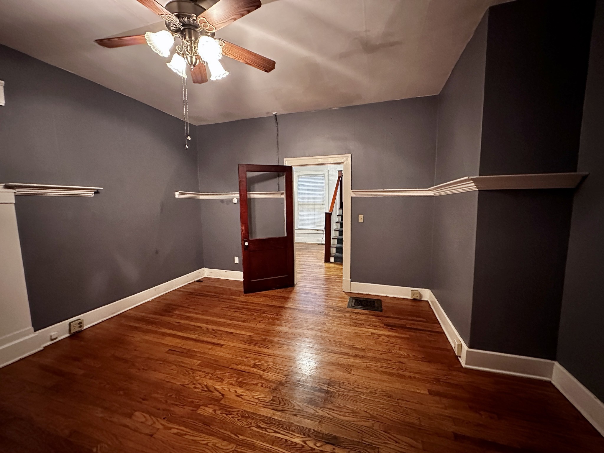 1015 Madison St Property Photo 12