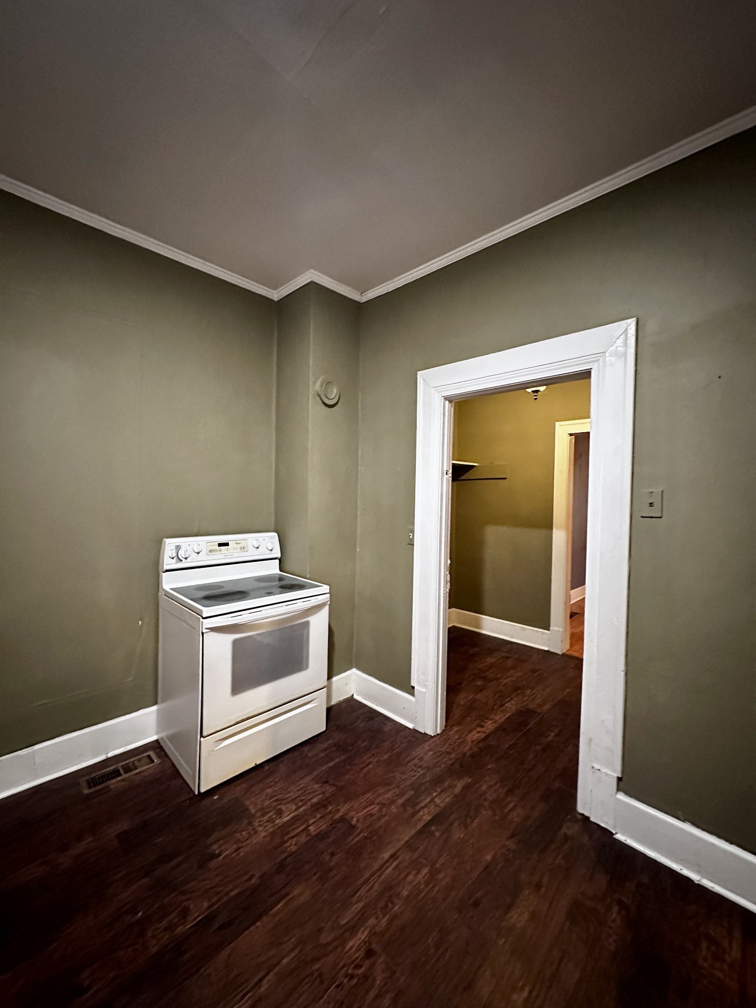 1015 Madison St Property Photo 16